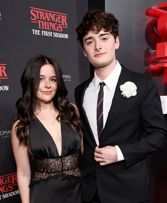 Chloe And Noah Schnapp