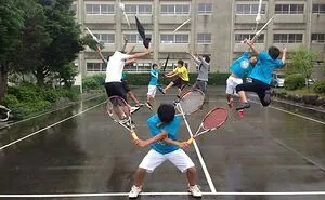 People Try To Strike Cool Poses For Photos, End Up Creating 54 Moments Of Pure Comedy Gold