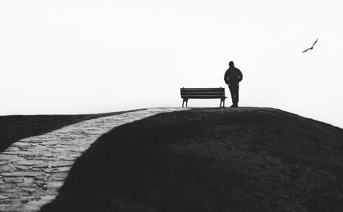 This Photographer Makes Minimalism Look Incredibly Expressive (44 Pics)