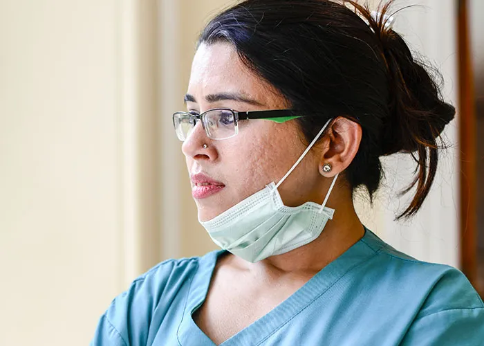 "I Can't Explain This": 49 Terrifying Real-Life Experiences These Nurses Lived Through