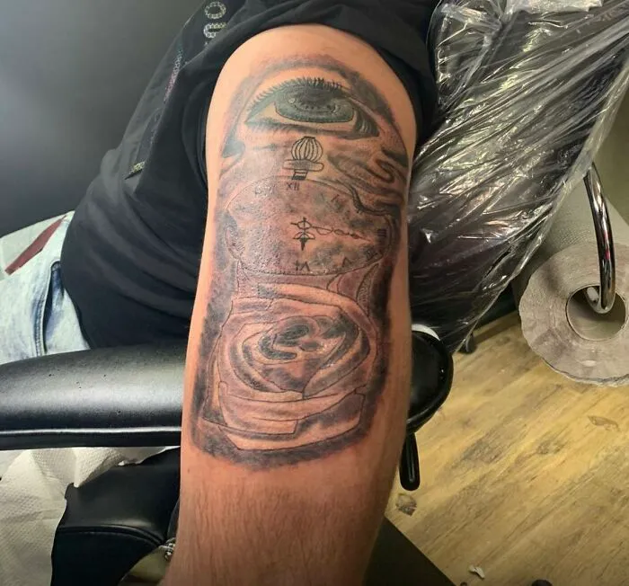 83 Times People Thought They Were Getting A Cool Tattoo And Ended Up With A Disaster (New Pics)