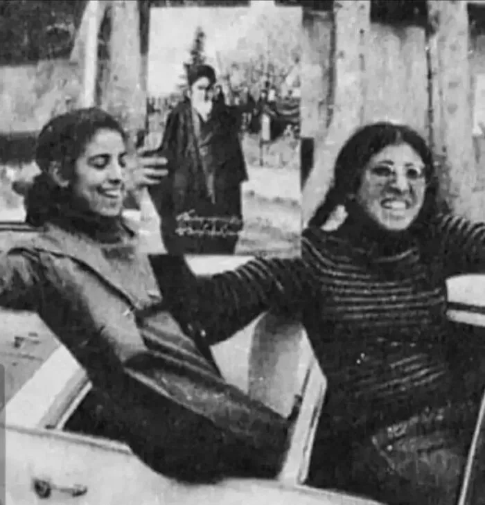 Iranian Students Celebrating The Victory Of The Islamic Revolution, Holding A Portrait Of Ayatollah Khomeini, Iran, February 1979
