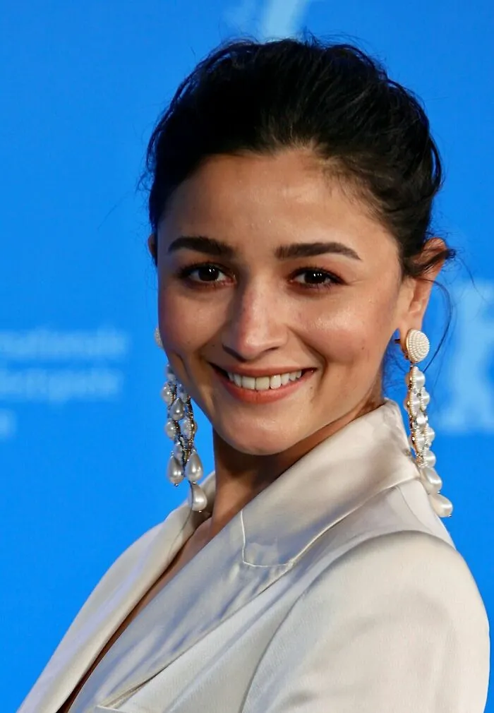 Actress Alia Bhatt, 33
