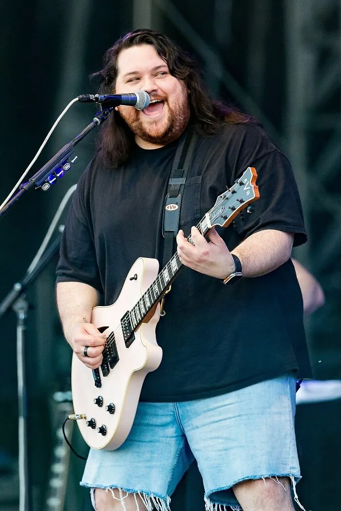 Bassist Wolfgang Van Halen, 35
