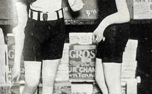 77 Bizarre Throwback Images That Would Cause Absolute Outrage Today (New Pics)
