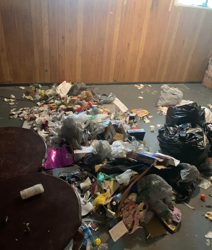 My Brother’s Ex Girlfriend Finally Moved Out Of My Parents' House. This Is Half Of The Mess She Left