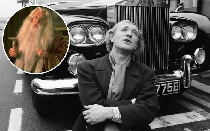 Actor Richard Harris Received A Rolls Royce Phantom In 1965