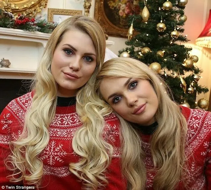 In 2015, Irishwoman Shannon Lonergan Set Out To Find Her Doppelgänger And Using The Site 'Twin Strangers' She Encountered Swedish Woman Sara Nordstrom