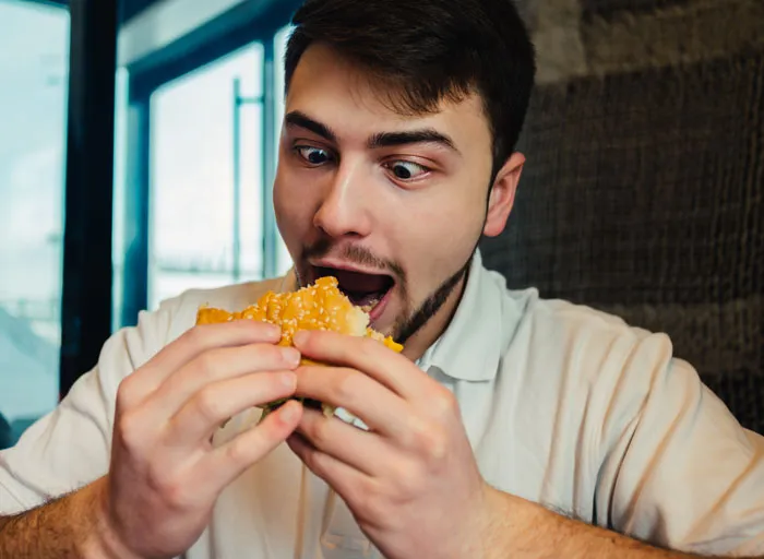 “The Noises”: 79 Things Women Discovered About Men That No One Warned Them About 