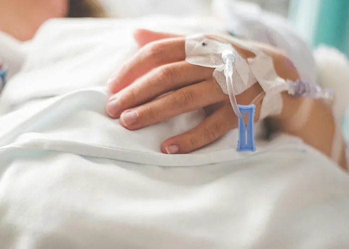 "I Can't Explain This": 49 Terrifying Real-Life Experiences These Nurses Lived Through