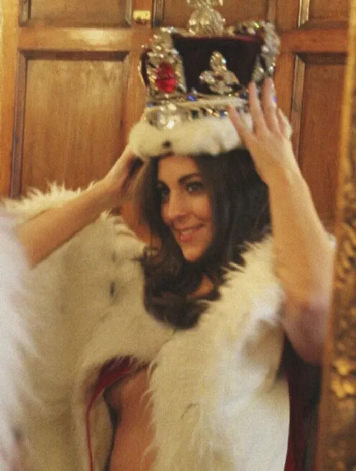 Kate In Crown