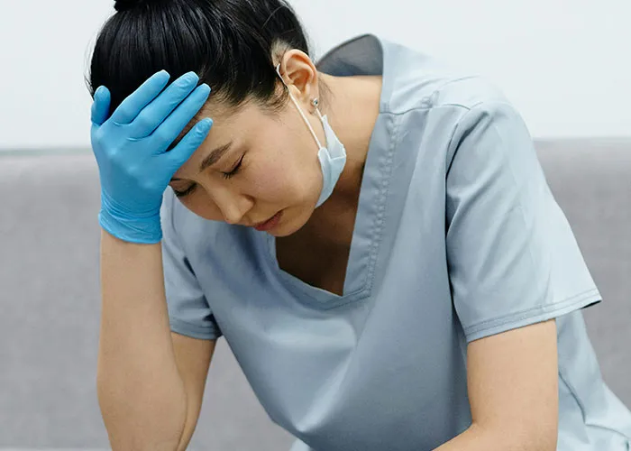 "I Can't Explain This": 49 Terrifying Real-Life Experiences These Nurses Lived Through