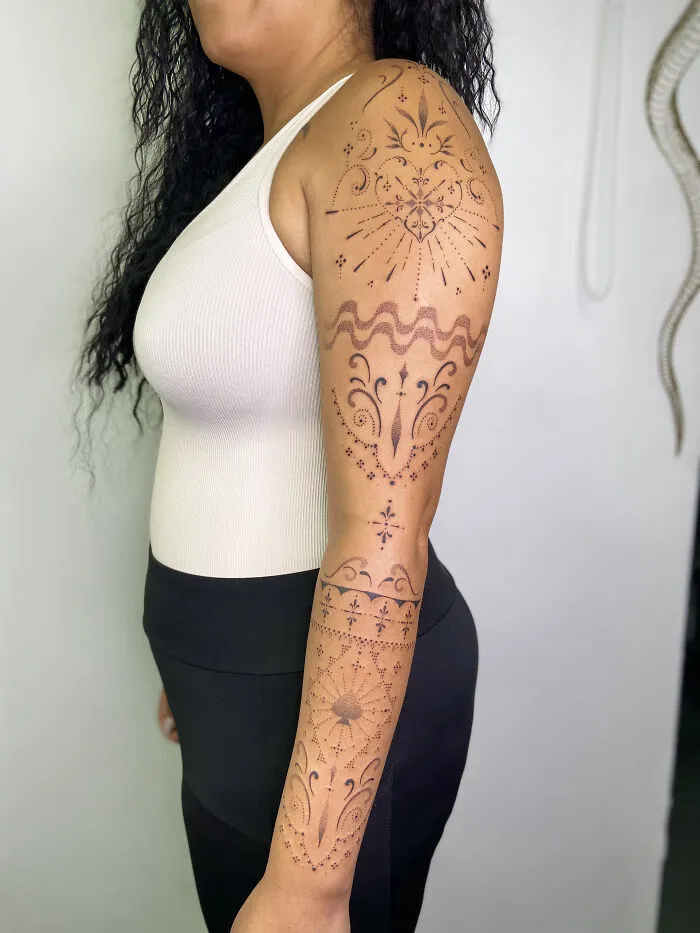 Feminine Dotwork Sleeve