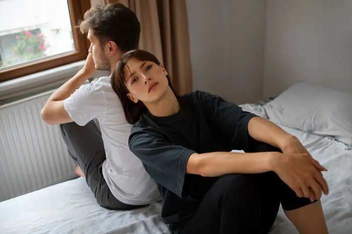 31 Honest Confessions From Unhappy Married People Who Fell Out Of Love But Never Left