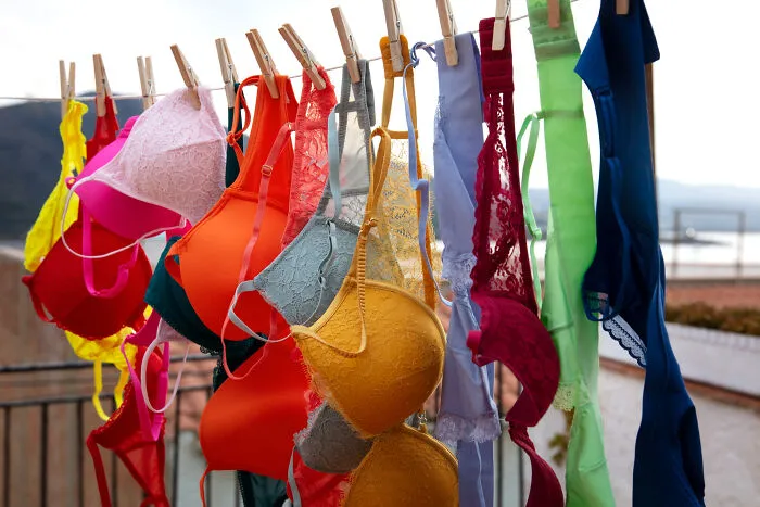 An Online Thread Asked For "Girl Secrets," And The Women Did Not Hold Back (29 Wild Answers)
