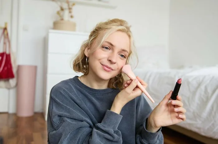 An Online Thread Asked For "Girl Secrets," And The Women Did Not Hold Back (29 Wild Answers)