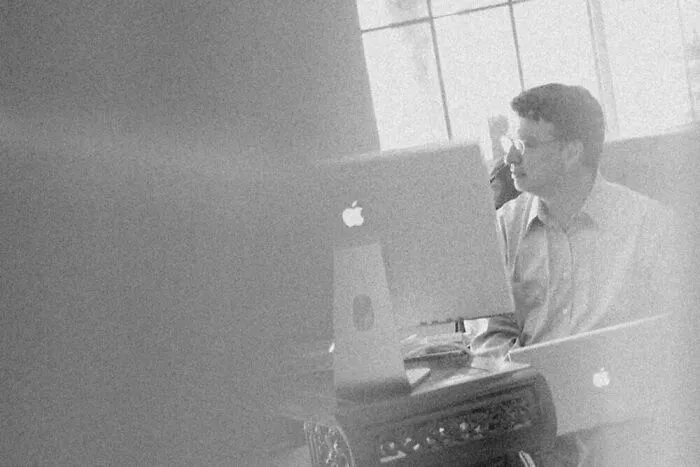 Bill Gates Uses Apple