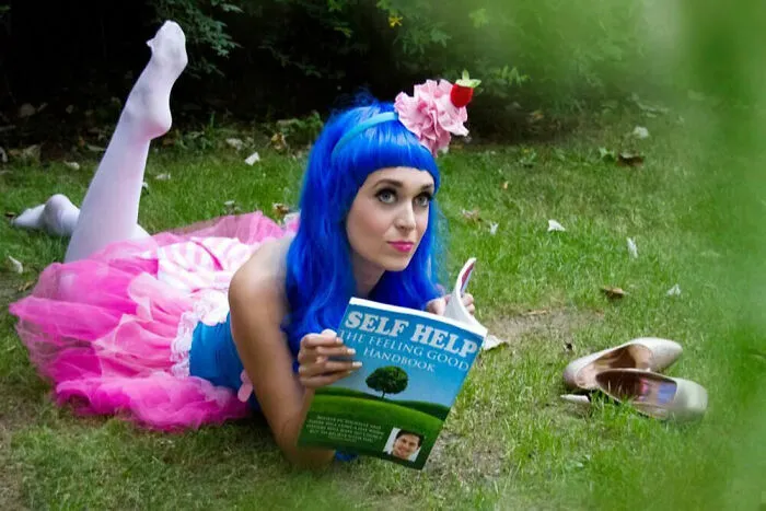Katy Perry Reads A Self-Help Book