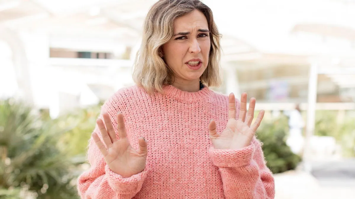 Man Expects Daughter To Be Golden Child Bro’s Caretaker, Disinherits Her When She Says No 