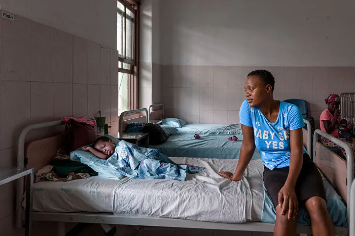 Child Relapse From The Series 'Hospital Of Hope' By Ezio Gianni Murzi