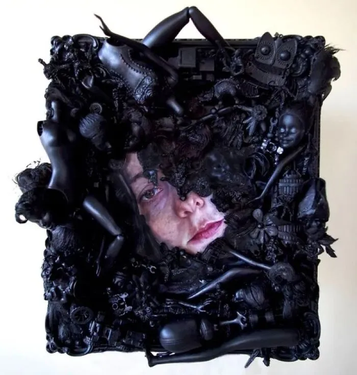 This Artist Combines Painting And Sculpture To Create Portraits You Won’t Forget (31 Pics)