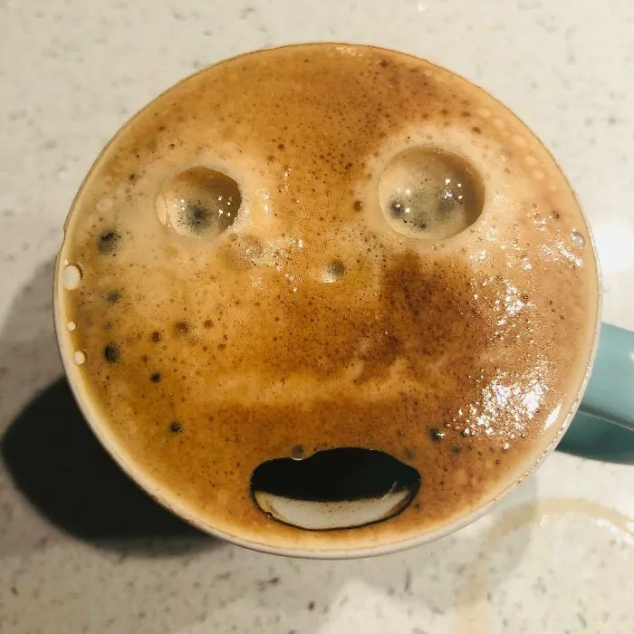 33 The Most Unintentionally Hilarious "Coffee Faces" Found In Foam Shared By This Community