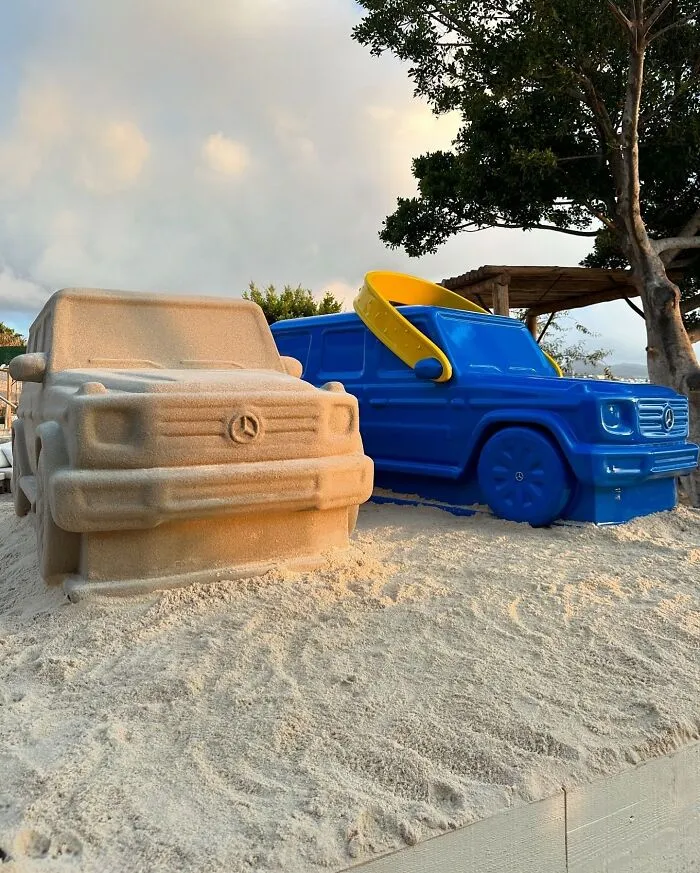 Sand CA(R)stle By  Sucuk & Bratwurst