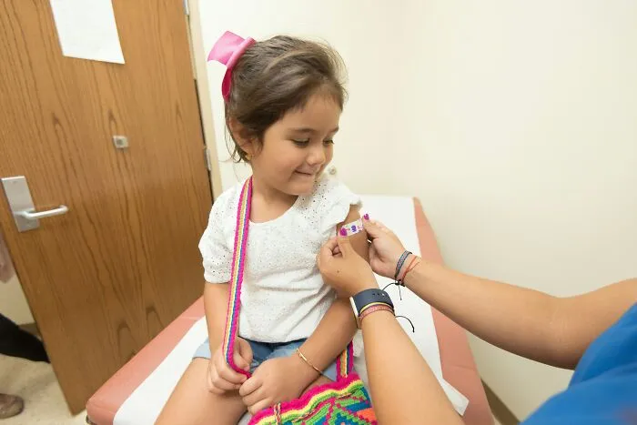 “My Dad Took [Us] To Be Vaccinated In Secret”: 79 Dads Who Let Their Kids Do Things They’d Never Admit To Mom