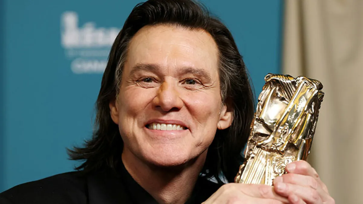 “People Are Stupid”: Jim Carrey Extremely Upset Over Fans “Making Fun” Of His New Face