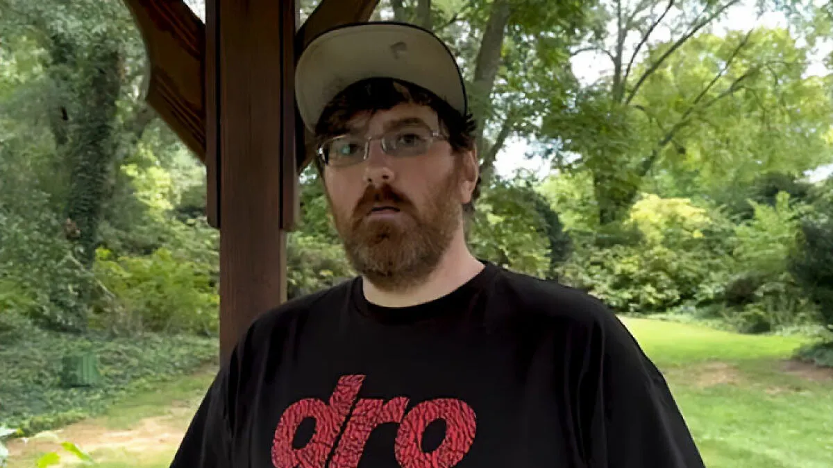 Owner Of World's Tiniest Package Issues Apology For Disturbing Acts