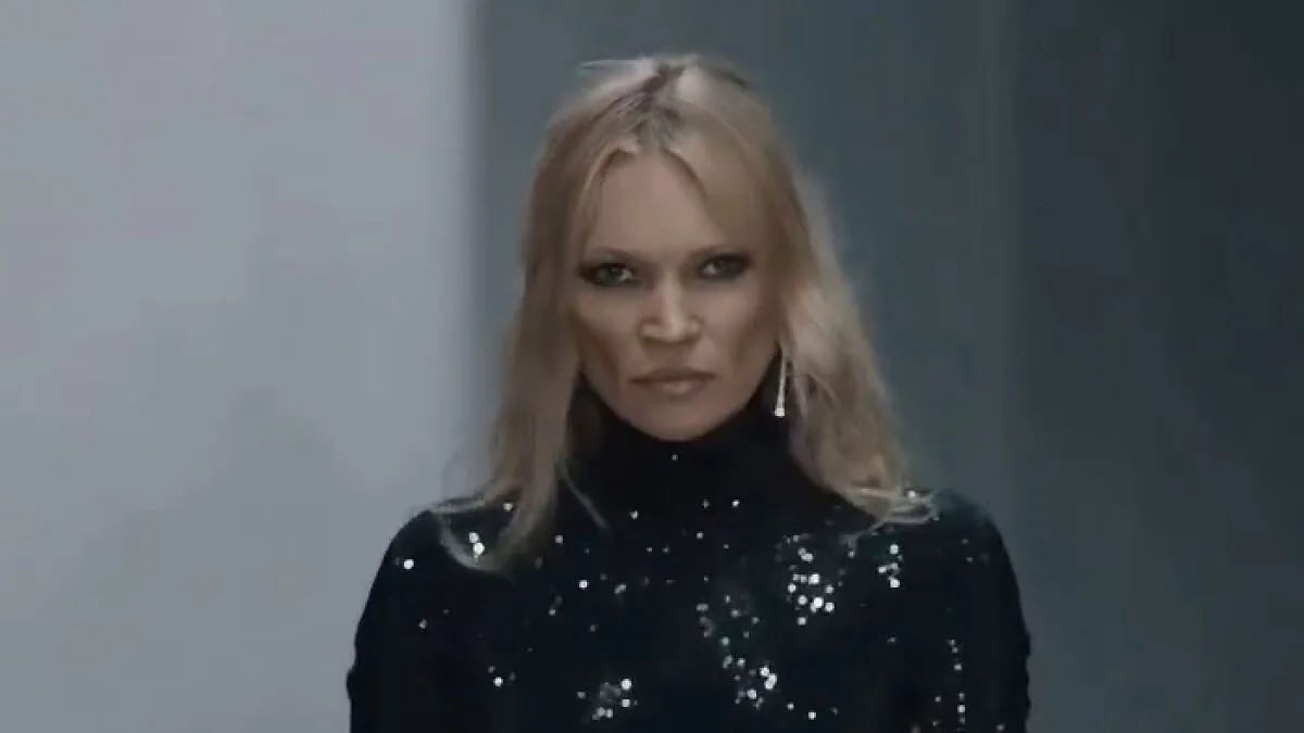 "Until You See It From Behind": Kate Moss’ Revealing Dress For Gucci Show Divides Fans