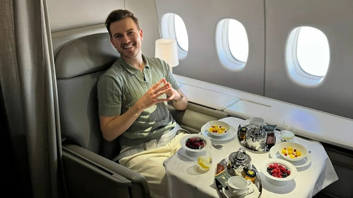 “Keep Him”: Influencer Mocked For Seemingly Not Being Able To Travel In Luxury Amid Iran War