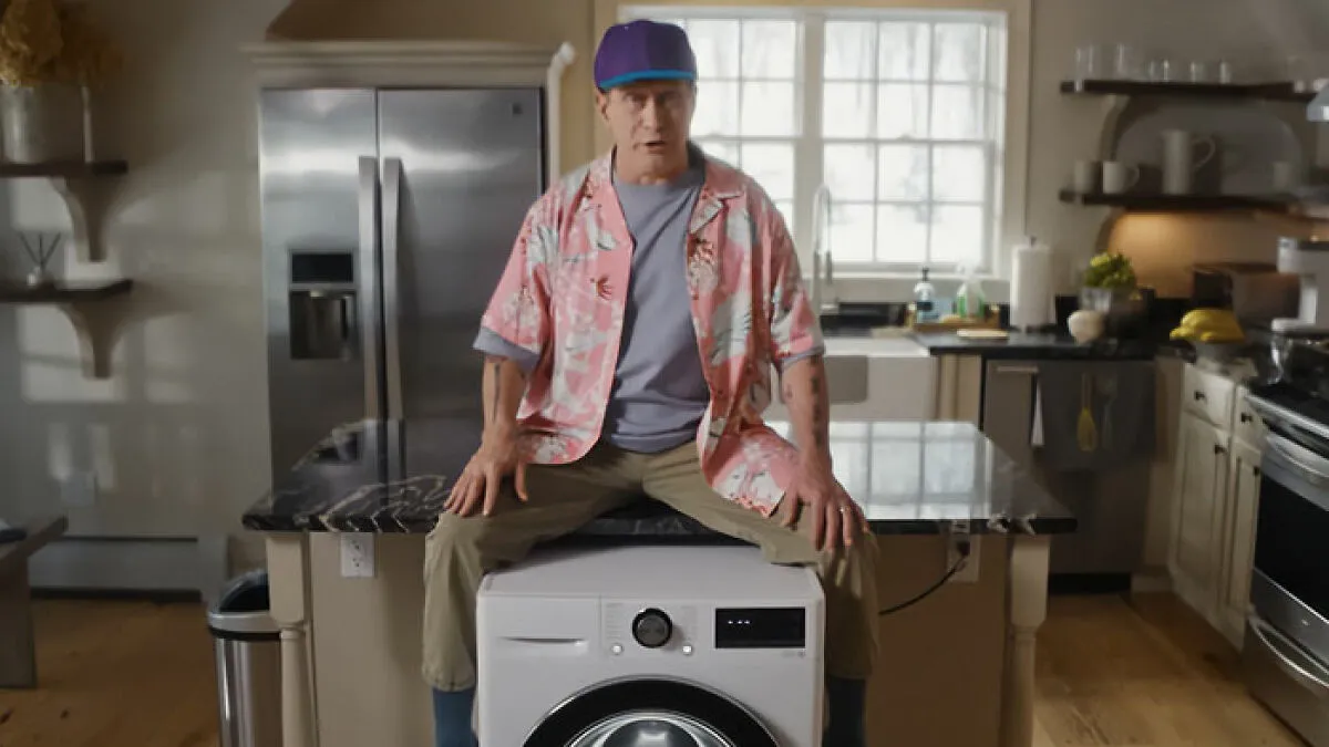 Justin Bieber's Father-In-Law Pokes Fun At His Biggest Demons In Unapologetic Ad Against "White Powder"