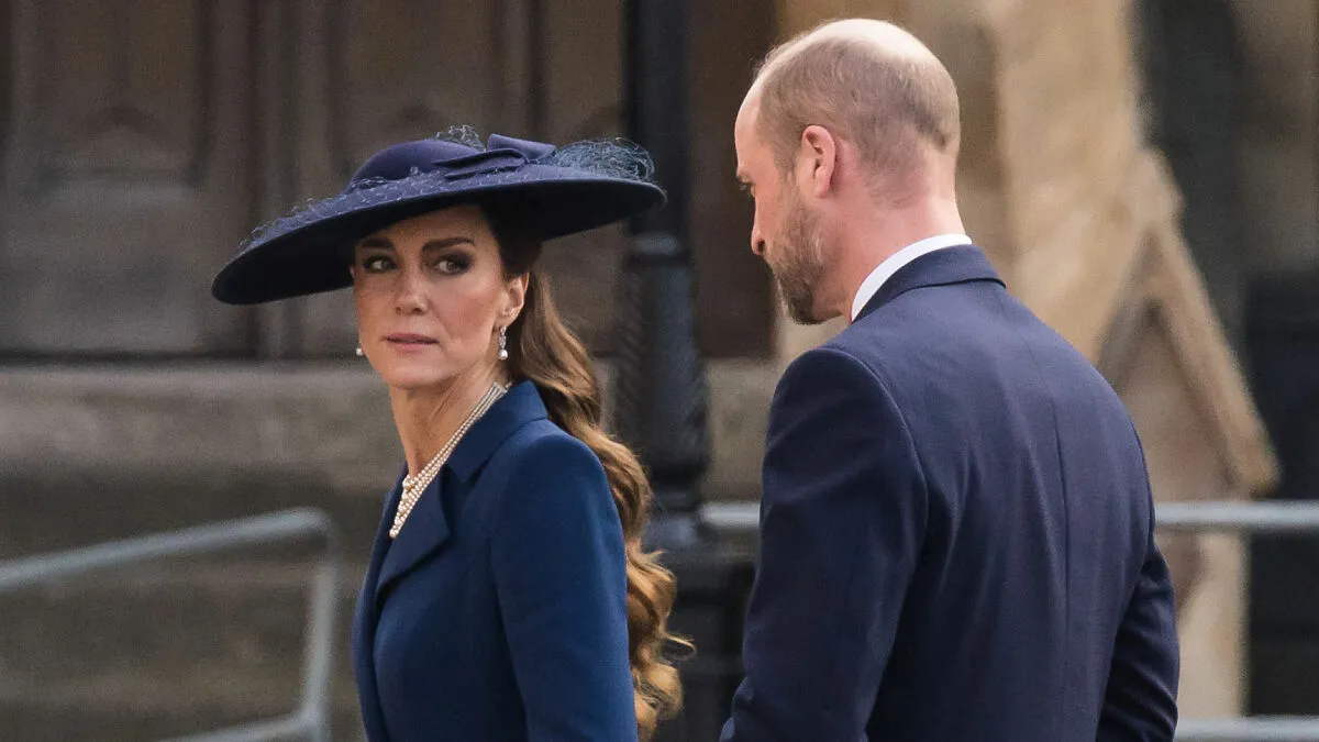 Lip Reader Reveals Prince William's Tense Words To Family In Largest Royal Gathering Since Andrew's Arrest