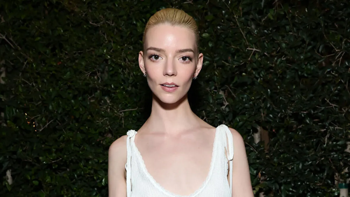 “She Looks Very Unhealthy”: Internet Tore Apart Anya Taylor-Joy’s Pre-Oscars Appearance Amid Ongoing Hollywood Trend