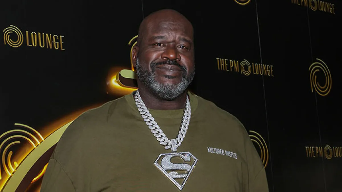 "Who Is She Anyway?": Shaquille O’Neal Bluntly Responds To Rumors He Sent Sabrina Carpenter Racy Messages