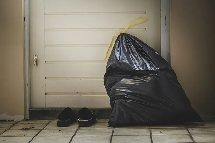 51 Times People Found Out Their Partners Were Cheating On Them In The Weirdest Ways