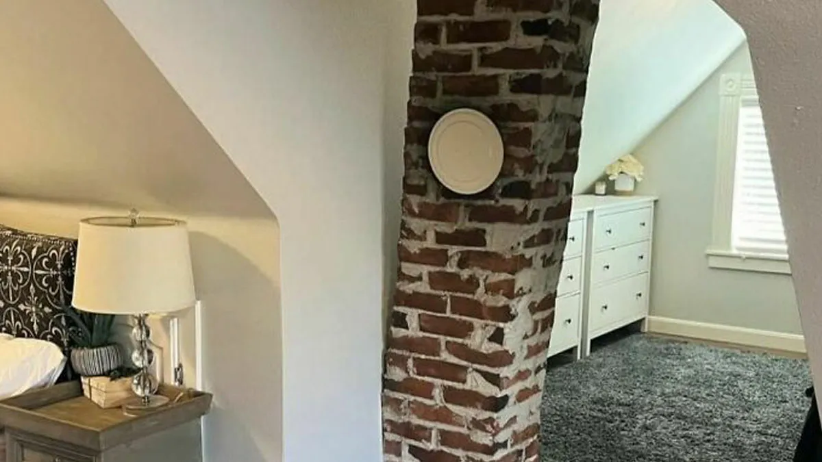 20 Objetos extraños y curiosos hallados en casas antiguas