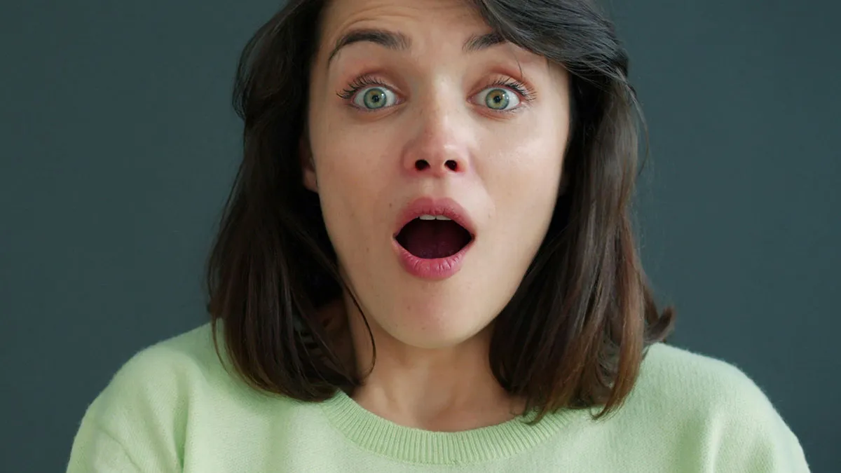 87 Dating Profiles That Are Cringeworthy Enough To Make Your Skin Crawl A Little Bit
