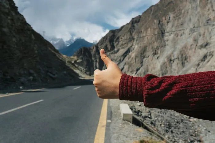 53 Bizarre, Confusing And Fake-Sounding Things People Experienced And Learned About
