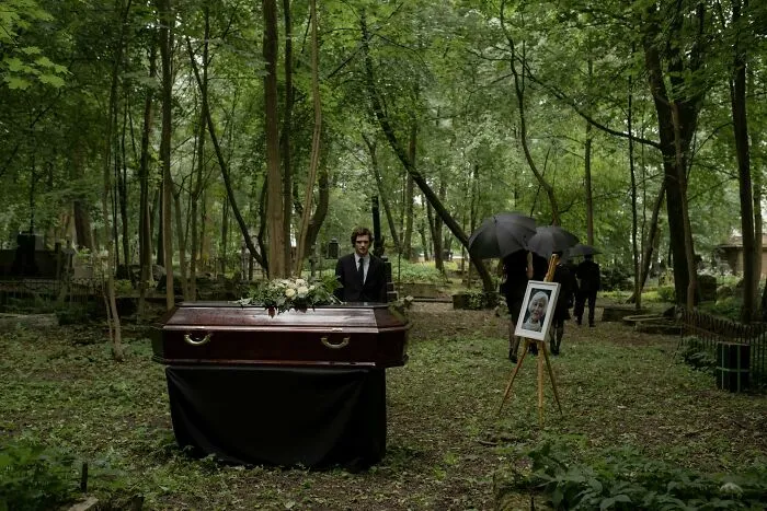 40 Insane Stories That Funeral Directors Can’t Believe Actually Happened