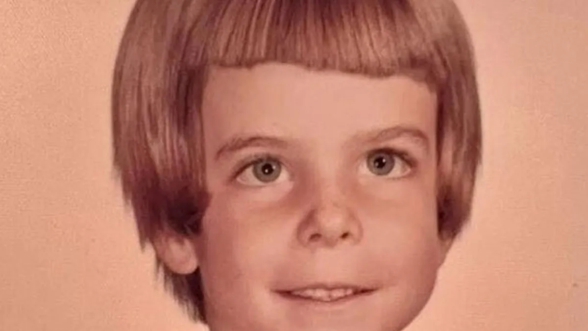 People Shared 51 Pics Of Their Childhood Hair Disasters As Their Parents Pretended To Be Hairdressers