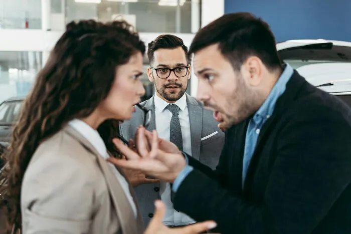 67 Times People Witnessed The Pettiest Work Dramas They Just Had To Gossip About
