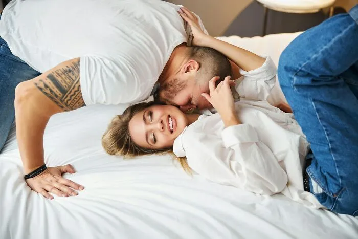 “He Said He Regretted It”: 49 People Who Gave Cheaters A Second Chance Shared What Happened