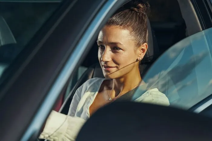 53 Bizarre, Confusing And Fake-Sounding Things People Experienced And Learned About