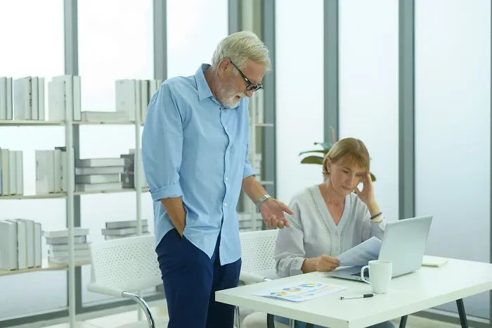 67 Times People Witnessed The Pettiest Work Dramas They Just Had To Gossip About