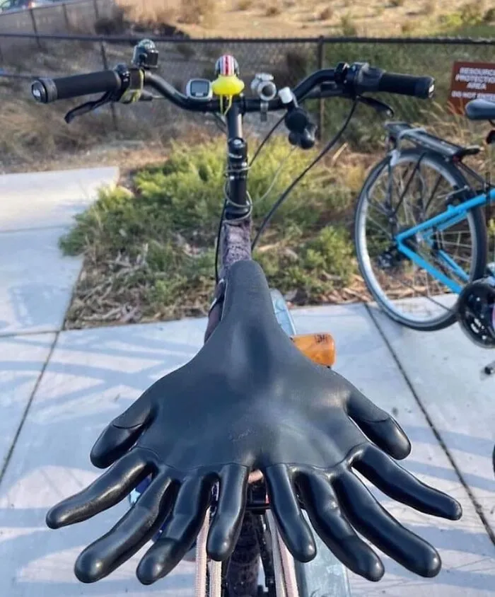 This Account Shares The Most Ugly Designs, And Here Are The 40 Ugliest Ones (New Pics)