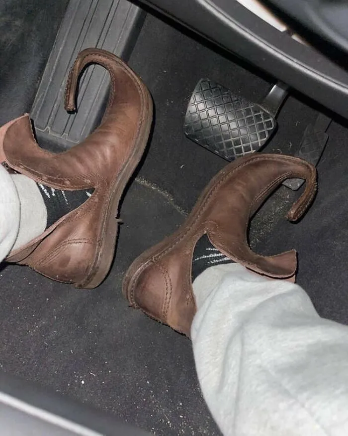 This Account Shares The Most Ugly Designs, And Here Are The 40 Ugliest Ones (New Pics)