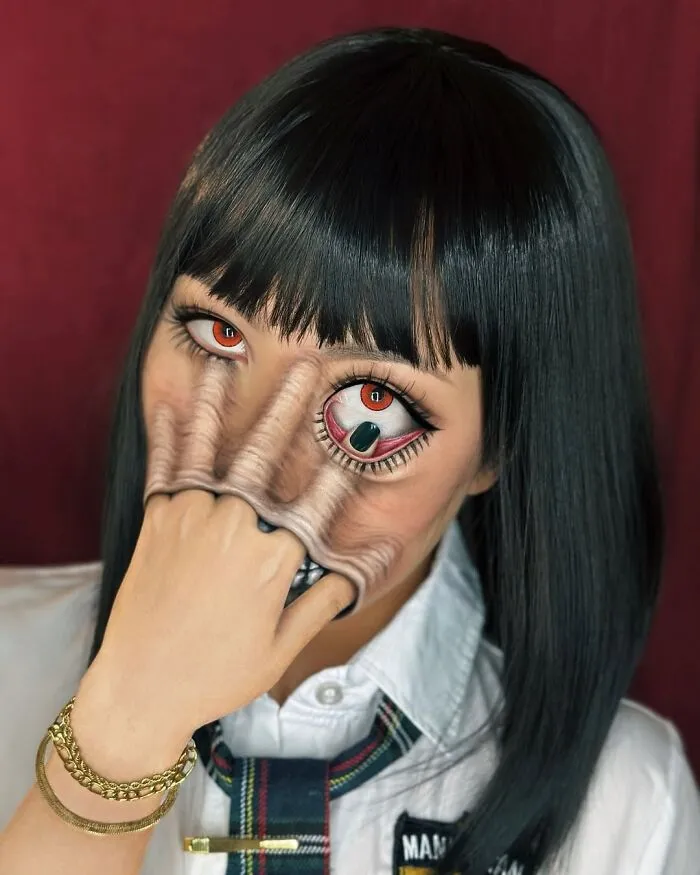 26 Mind-Tricking Makeup Illusions By This Artist That Might Make You Look Twice (New Pics)