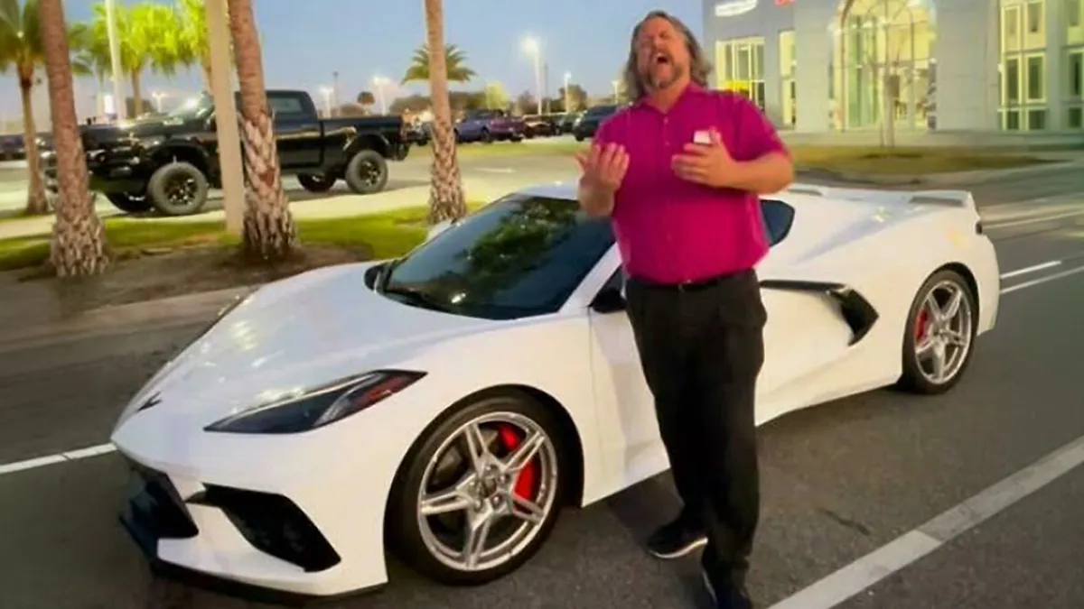 This Opera Singer Brought Grand Opera To A Florida Car Dealership And The Internet Loves It
